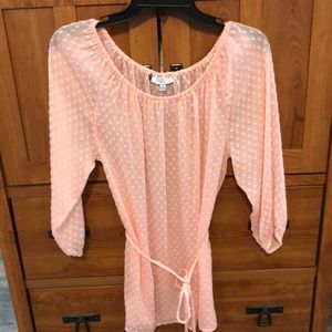 Jennifer Lopez peach Swiss dot chiffon peasant top